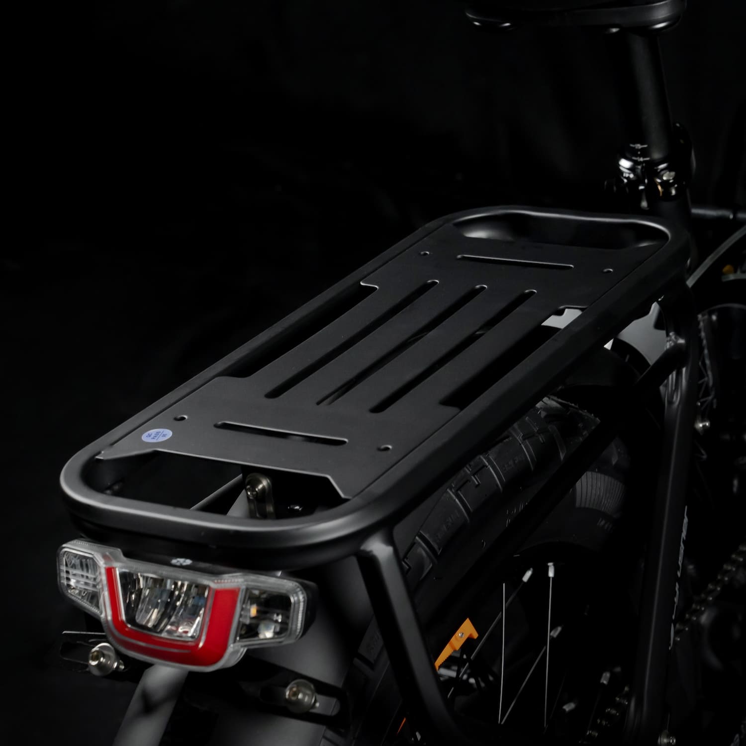 Kommoda 3.0 Rack spate și aripi incluse