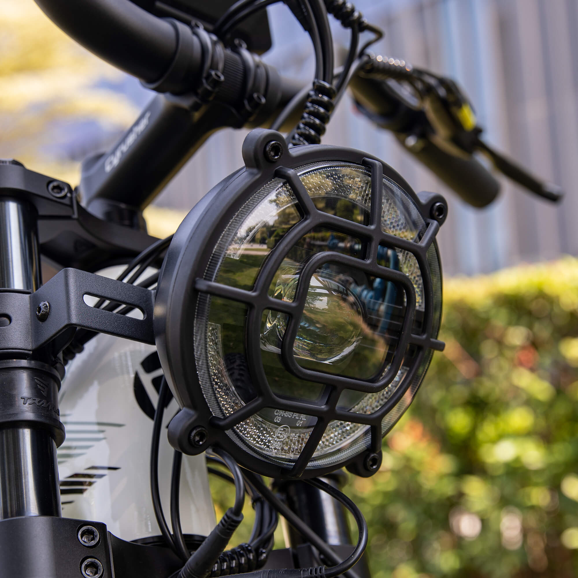 Ranger 2.0 Far în stil motocicletă îmbunătățit